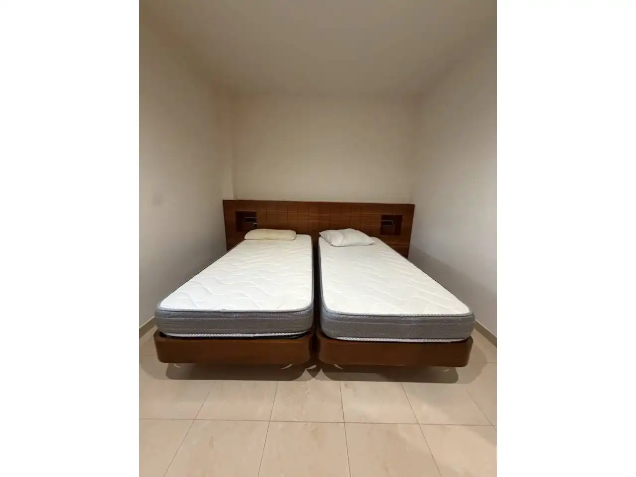 Habitación de Casa o chalet de alquiler en Quart con Aire acondicionado, Calefacción y Jardín privado