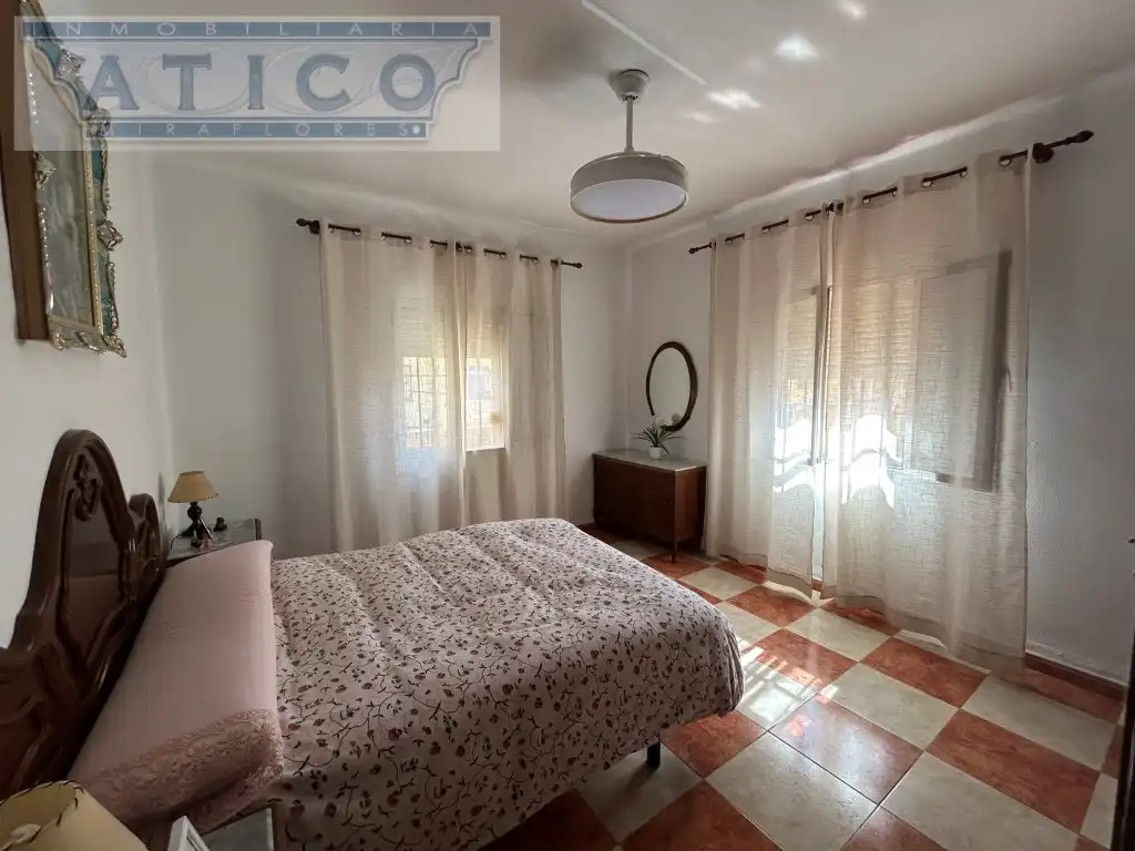 Schlafzimmer von Wohnung zum Verkauf in Sevilla