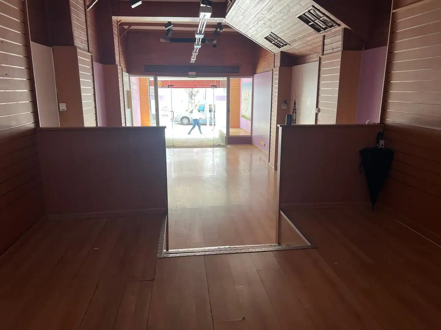 Local de lloguer en Mollet del Vallès amb Parquet