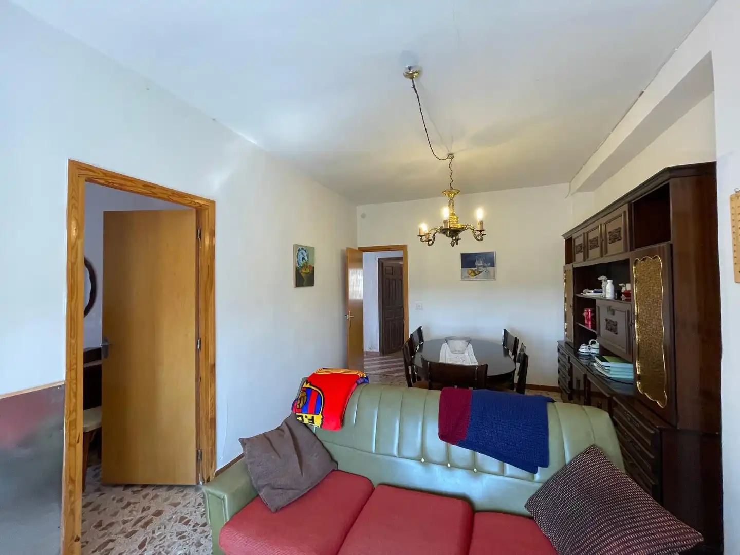 Living room of Country homes for sale in Cobos de Fuentidueña  with Heating, Storage room and Furnished