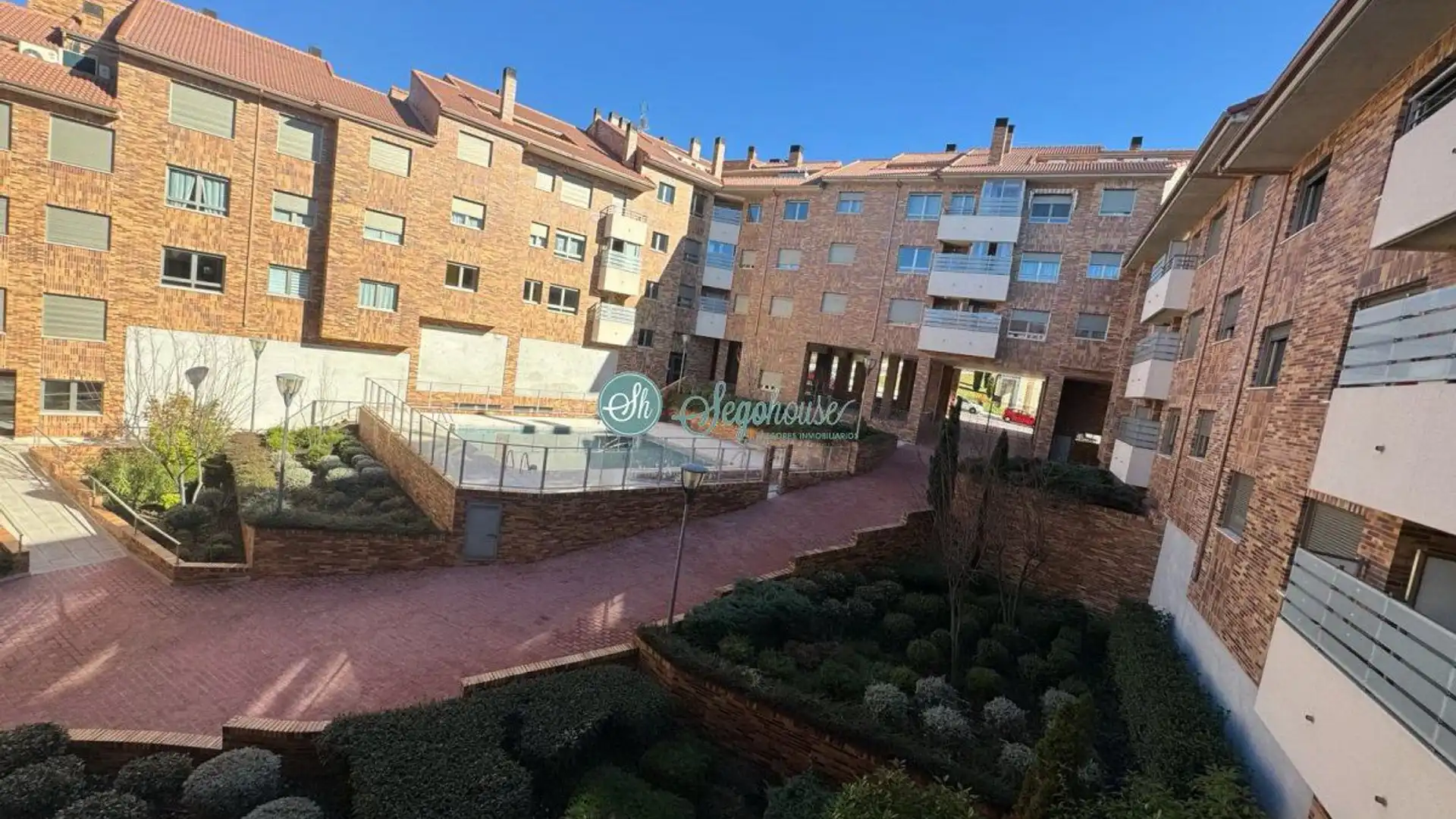Vista exterior de Piso de alquiler en Segovia Capital con Aire acondicionado, Calefacción y Terraza