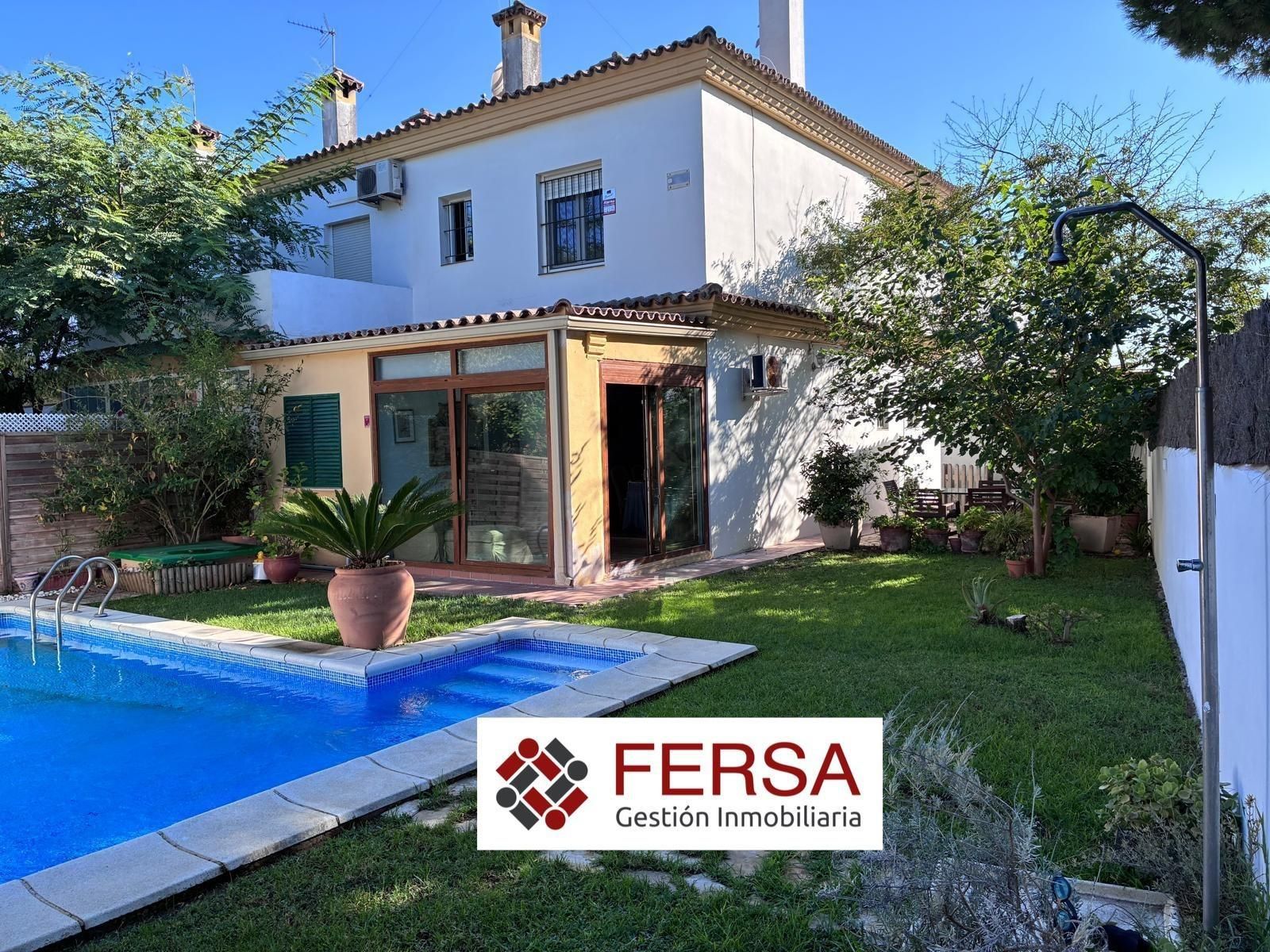Single-family semi-detached for sale in El Manantial