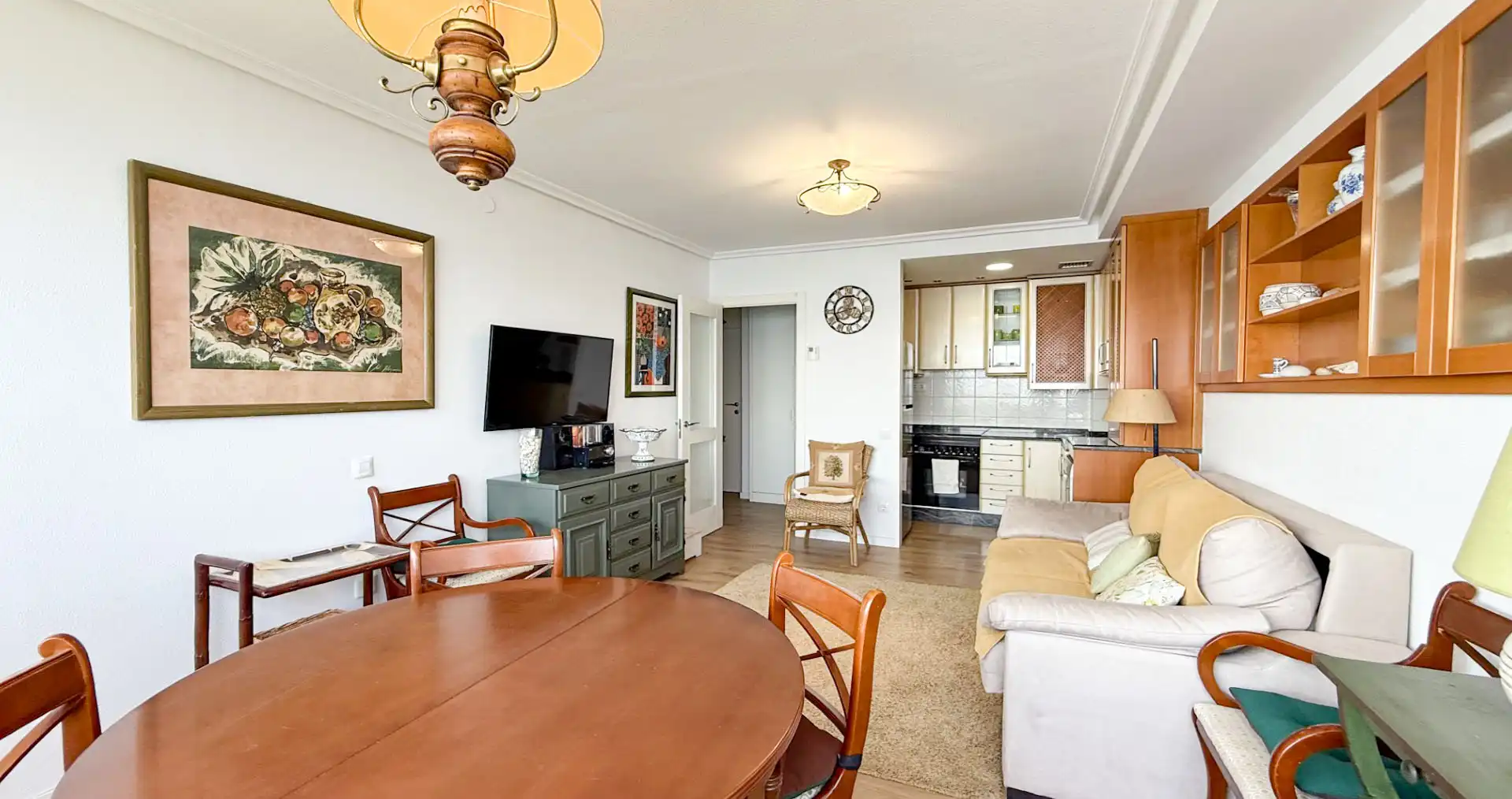 Sala de estar de Piso en venta en Vigo  con Calefacción, Jardín privado y Amueblado
