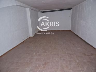 Local comercial en venda a Plaza Comuneros