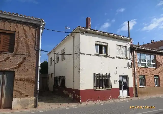 Außenansicht von Wohnung zum Verkauf in Villadiego