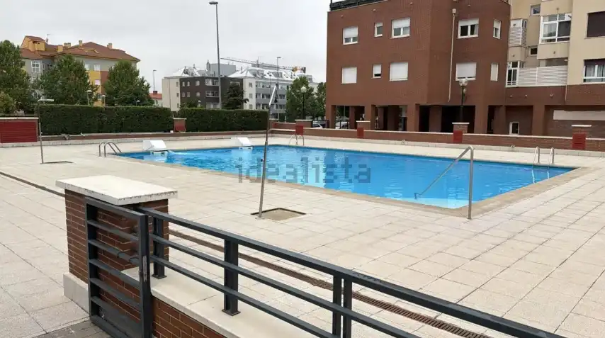 Swimming pool of Flat for sale in Sónsoles