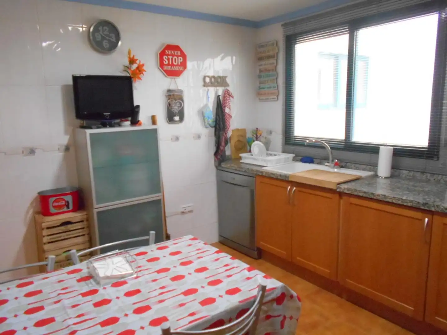Cocina de Piso de alquiler en Oliva con Aire acondicionado, Amueblado y Balcón