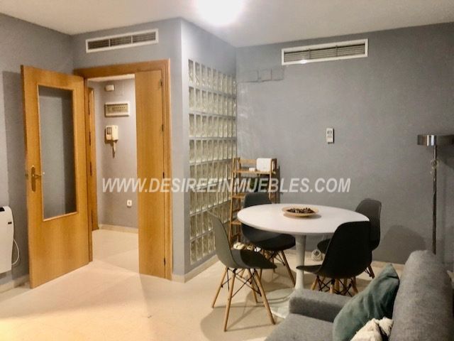 Bedroom of Flat to rent in  Valencia Capital  with Heating, Terrace and Furnished