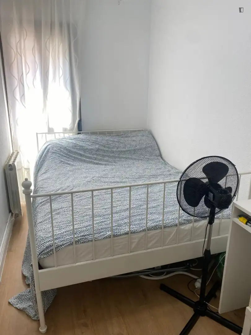 Schlafzimmer von Wohnungen zur untervermieten in Badalona mit Heizung, Möbliert und Internet