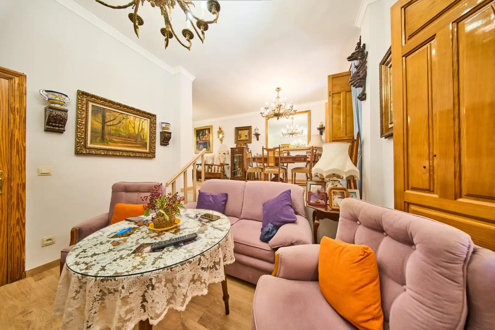 Sala de estar de Casa o chalet en venta en Granada con Aire acondicionado, Calefacción y Jardín privado