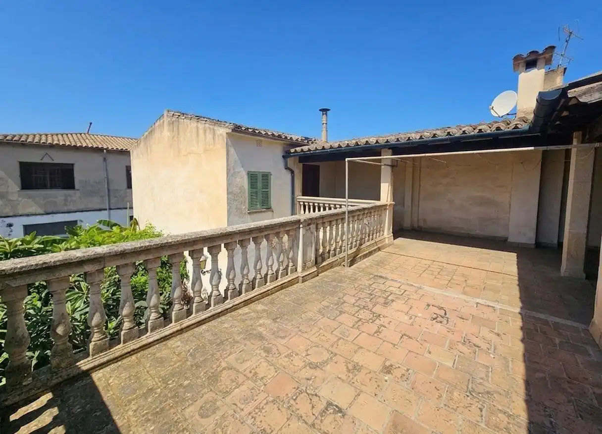 Vista exterior de Casa o xalet en venda en Llucmajor amb Calefacció, Jardí privat i Terrassa