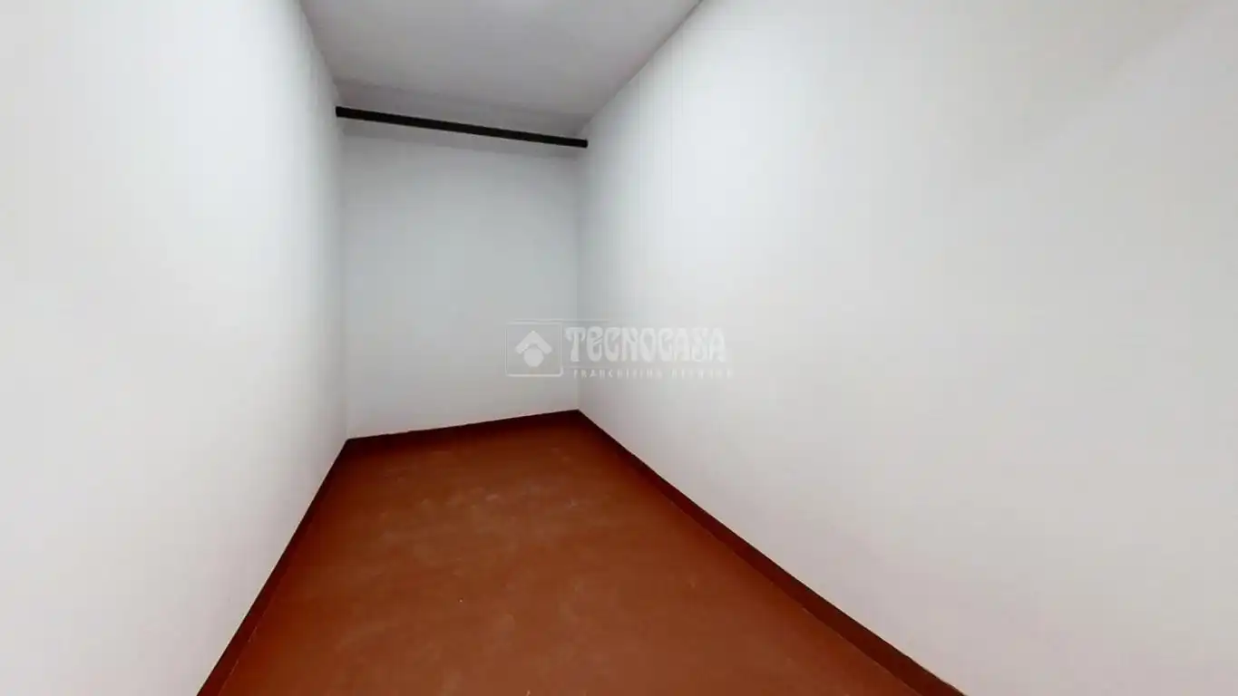 Trastero en venta en Caballería Española