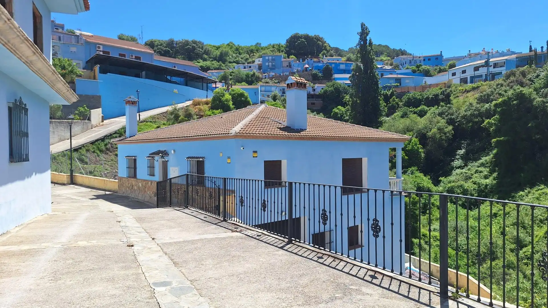 Vista exterior de Casa o chalet en venta en Júzcar, Málaga