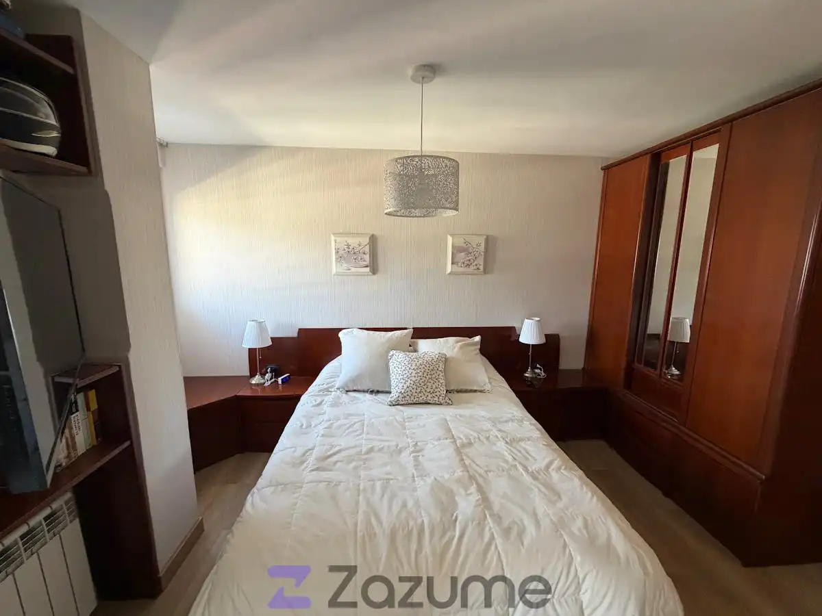 Habitación de Piso de alquiler en Castro-Urdiales con Calefacción, Parquet y Amueblado