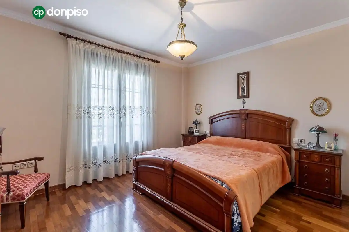 Casa con giardino in vendita a Calle MARIANA PINEDA, imagen 19