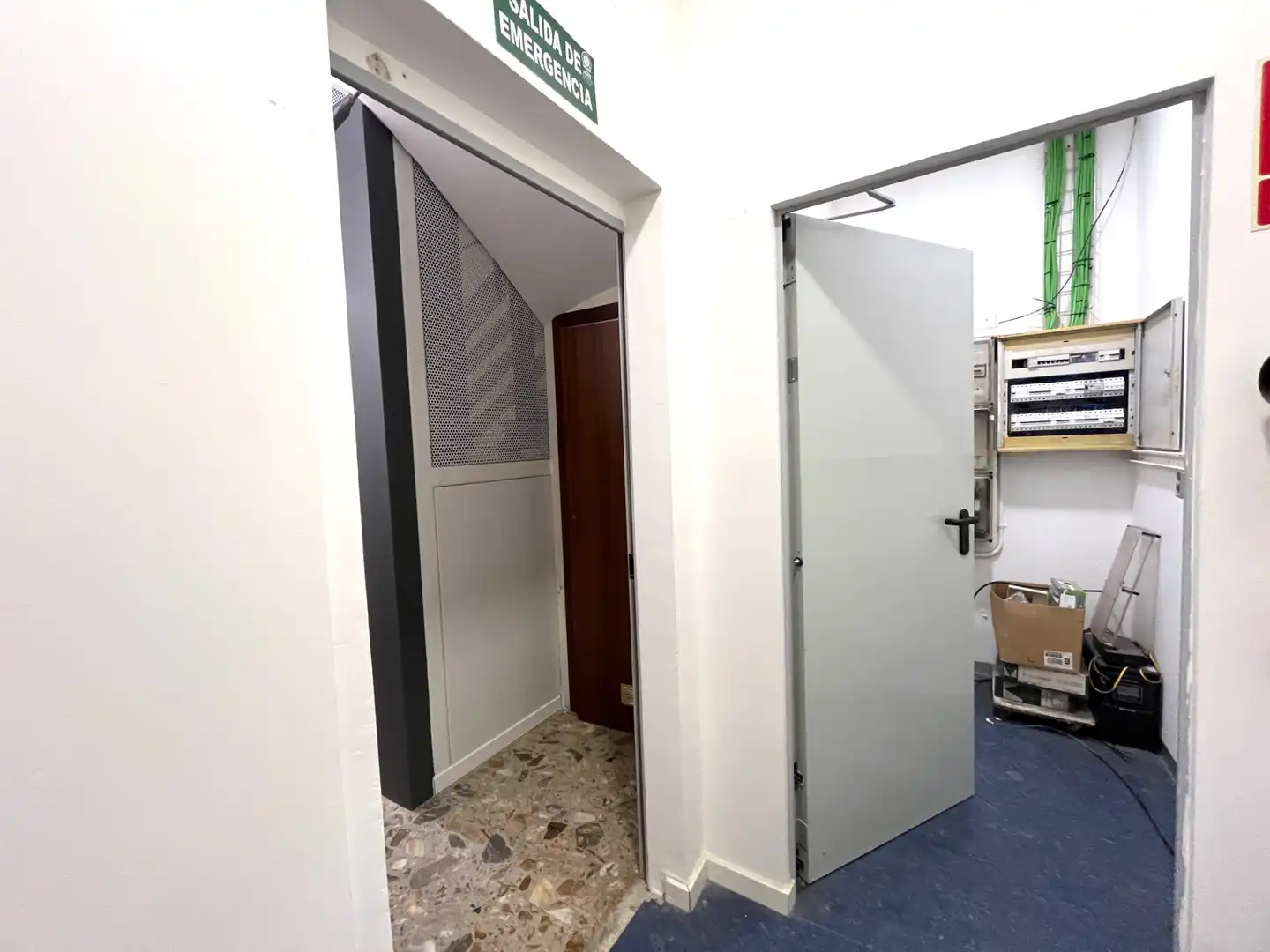 Local comercial en venda a Carrer de Pi i Margall 2, imagen 13