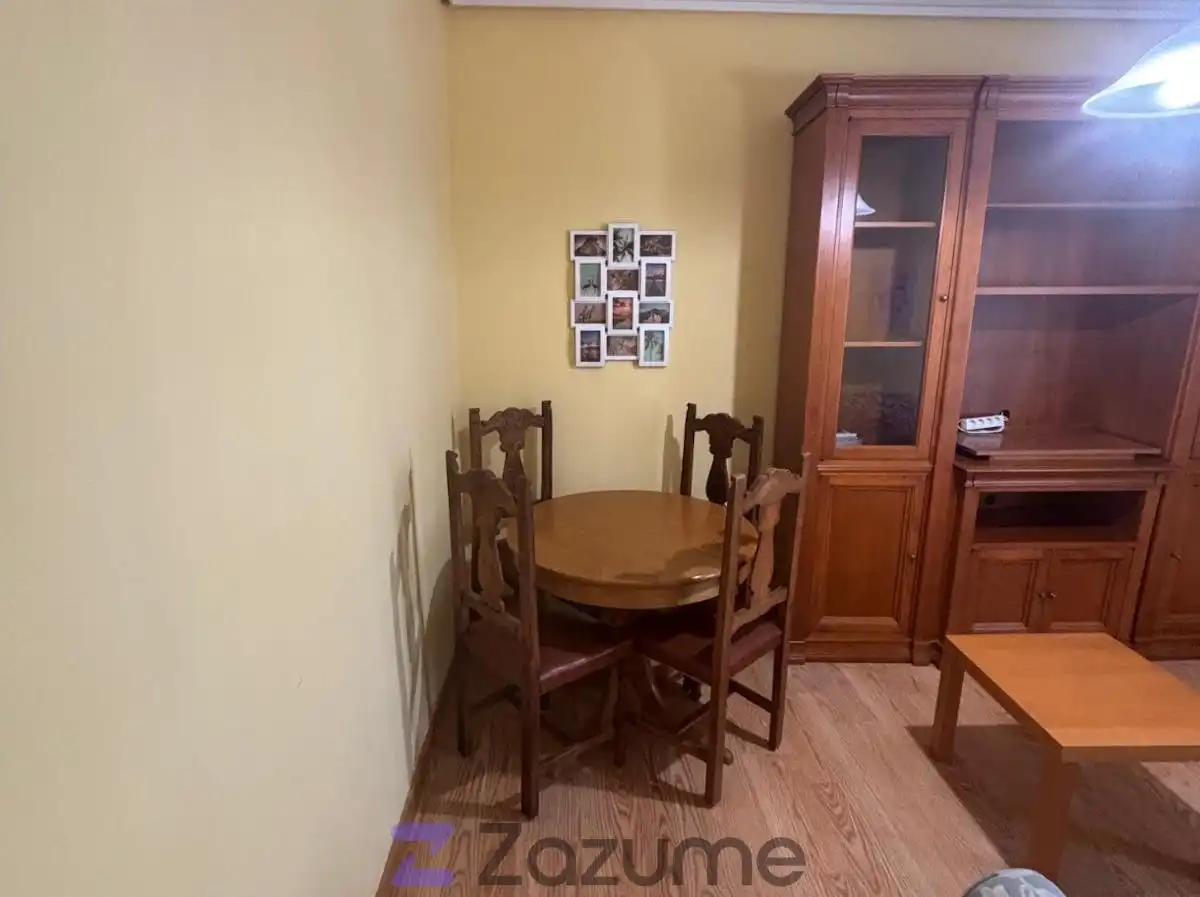 Dining room of Apartments for rent in Burgos  with Heating, Furnished and Oven