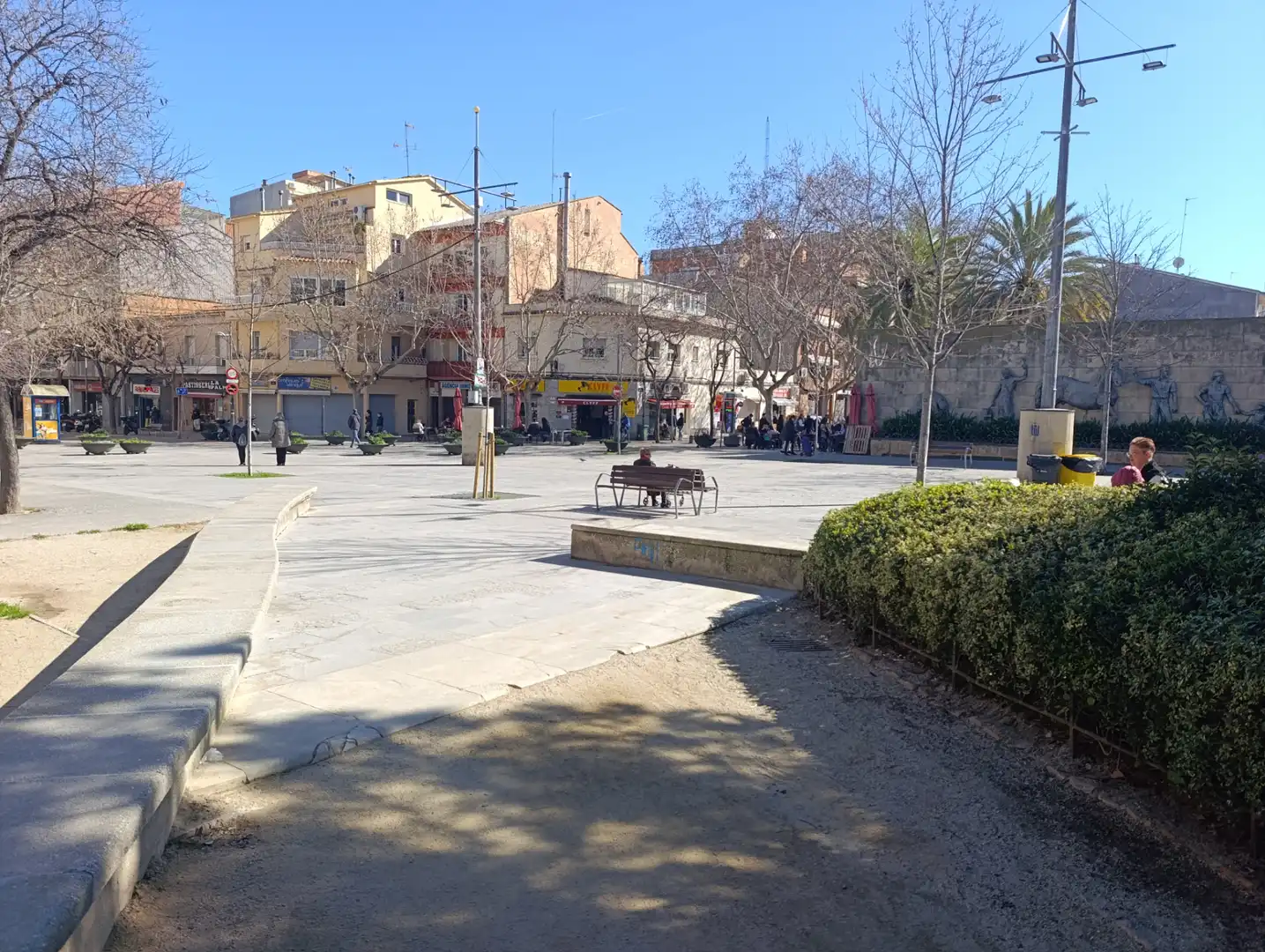 Business premises for transfer in Carrer dels Marquesos de Barberà 160, imagen 2