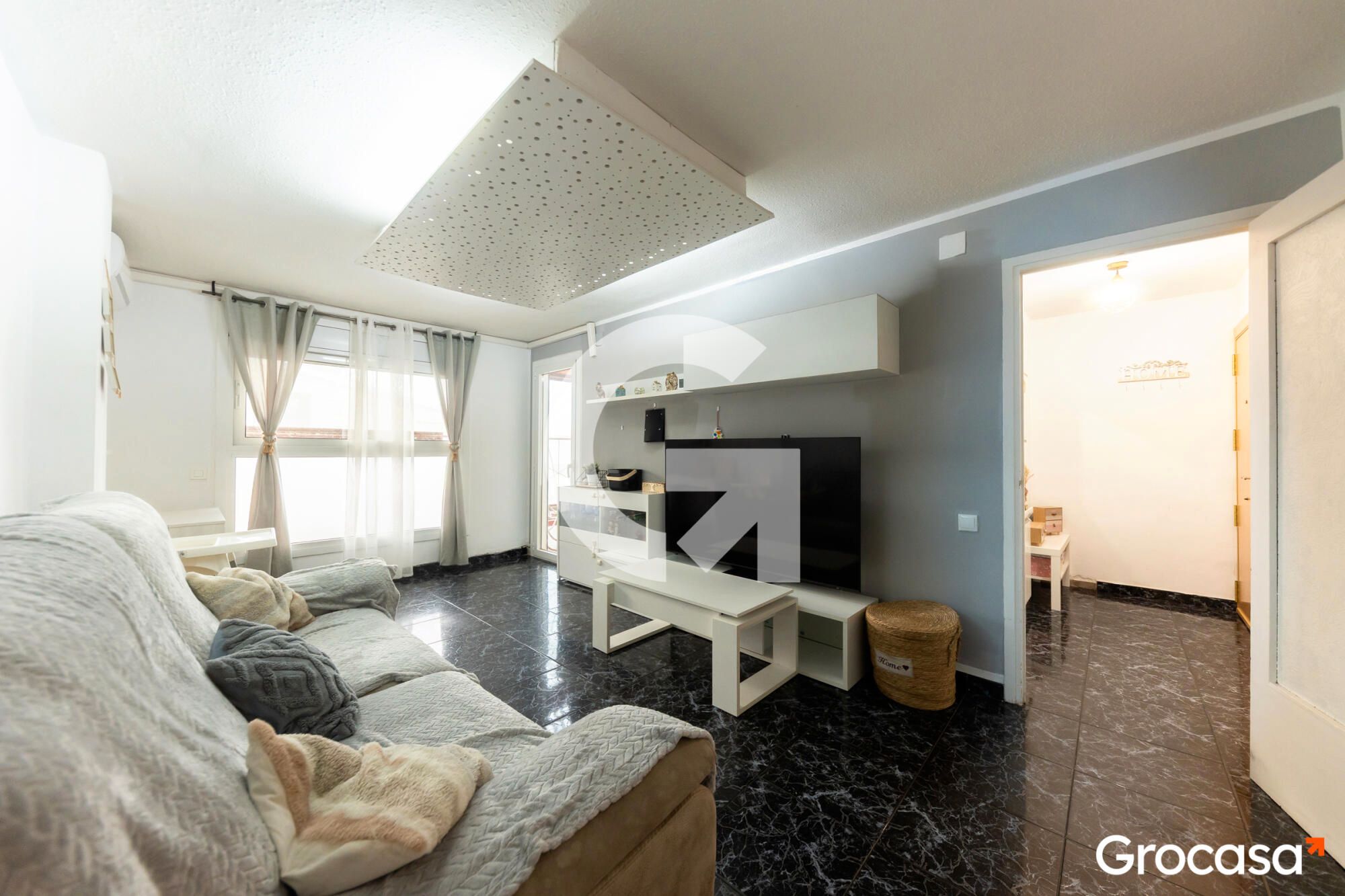 Living room of Flat for sale in El Prat de Llobregat  with Air Conditioner, Heating and Oven