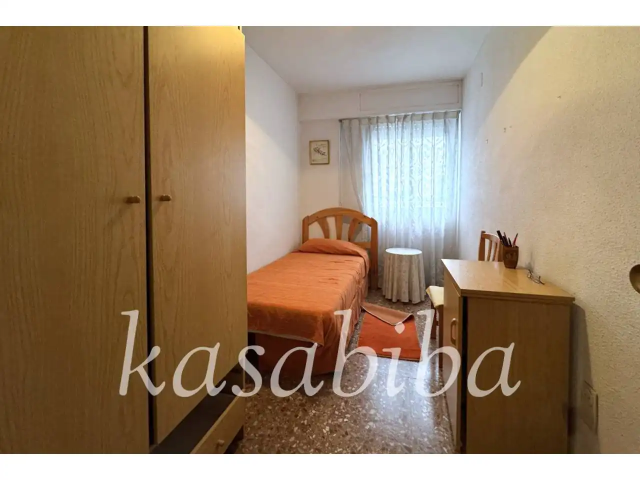 Habitación de Piso en venta en Valencia con Balcón