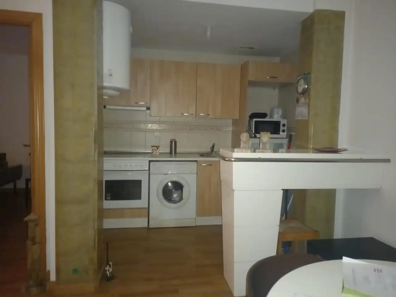 Cocina de Piso en venta en Zaragoza con Calefacción, Trastero y Balcón