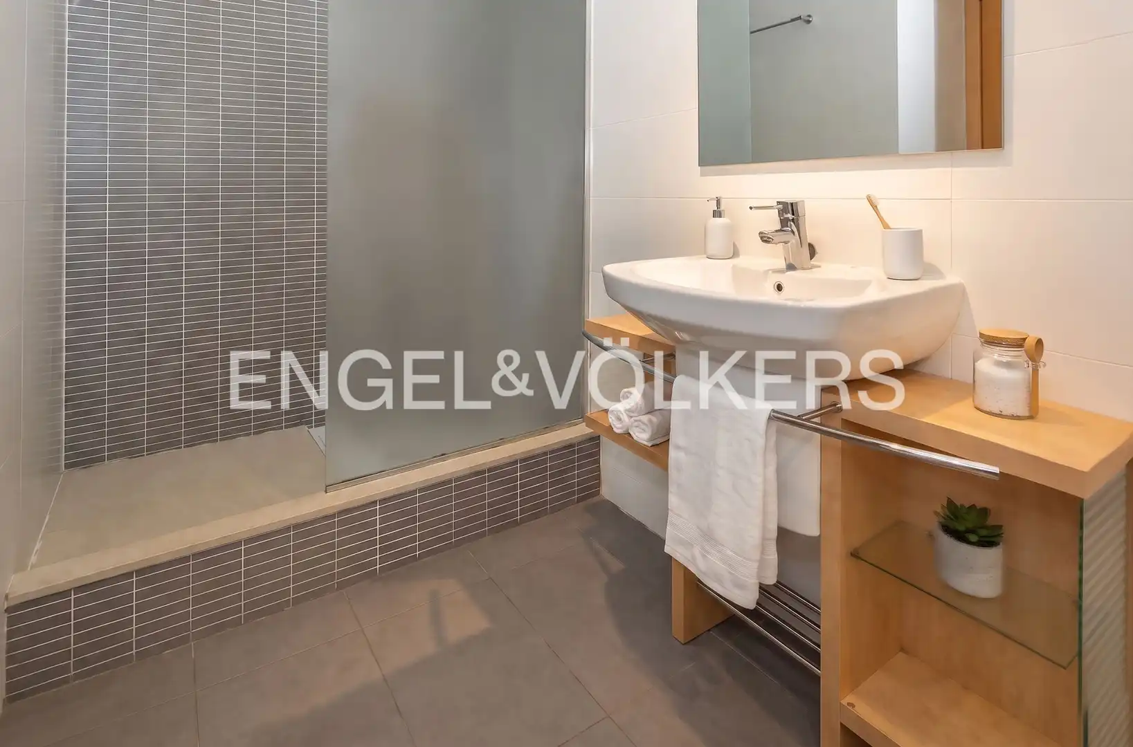Baño de Piso en venta en Este