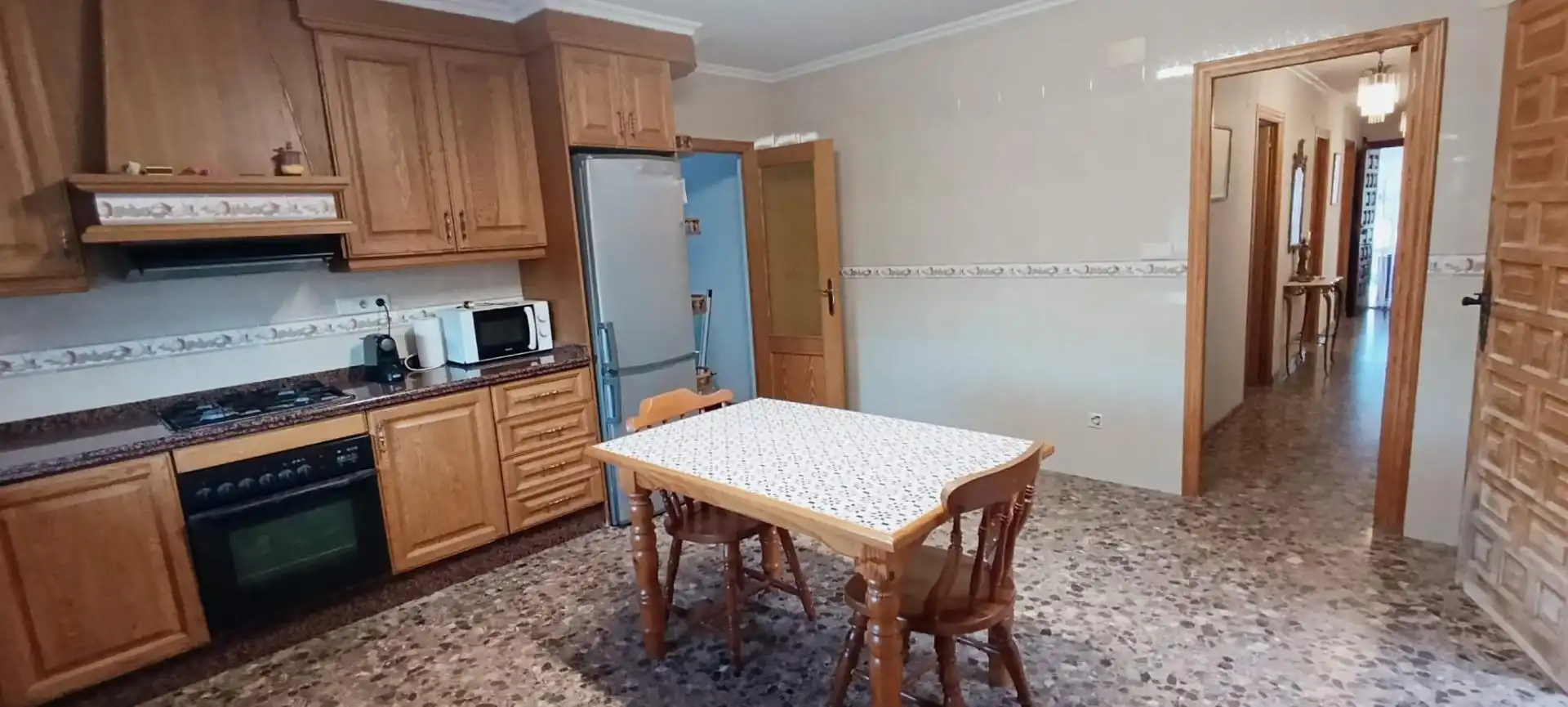 Cuina de Casa o xalet en venda en Elche / Elx amb Jardí privat, Terrassa i Traster