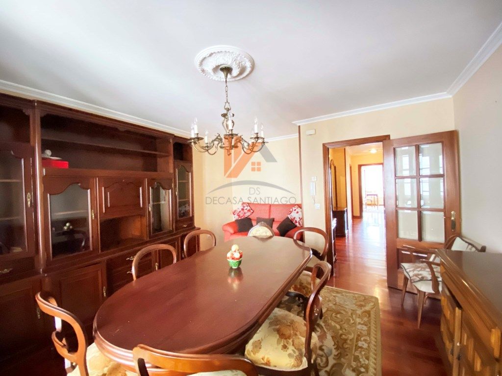 Dining room of Flat for sale in Santiago de Compostela 