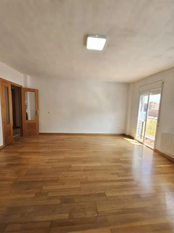 Piso con terraza en venta en Fuensalida, imagen 3