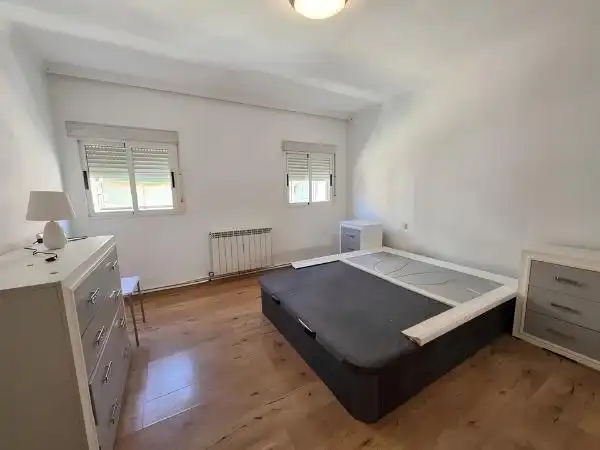 Bedroom of Flat for sale in Madrid