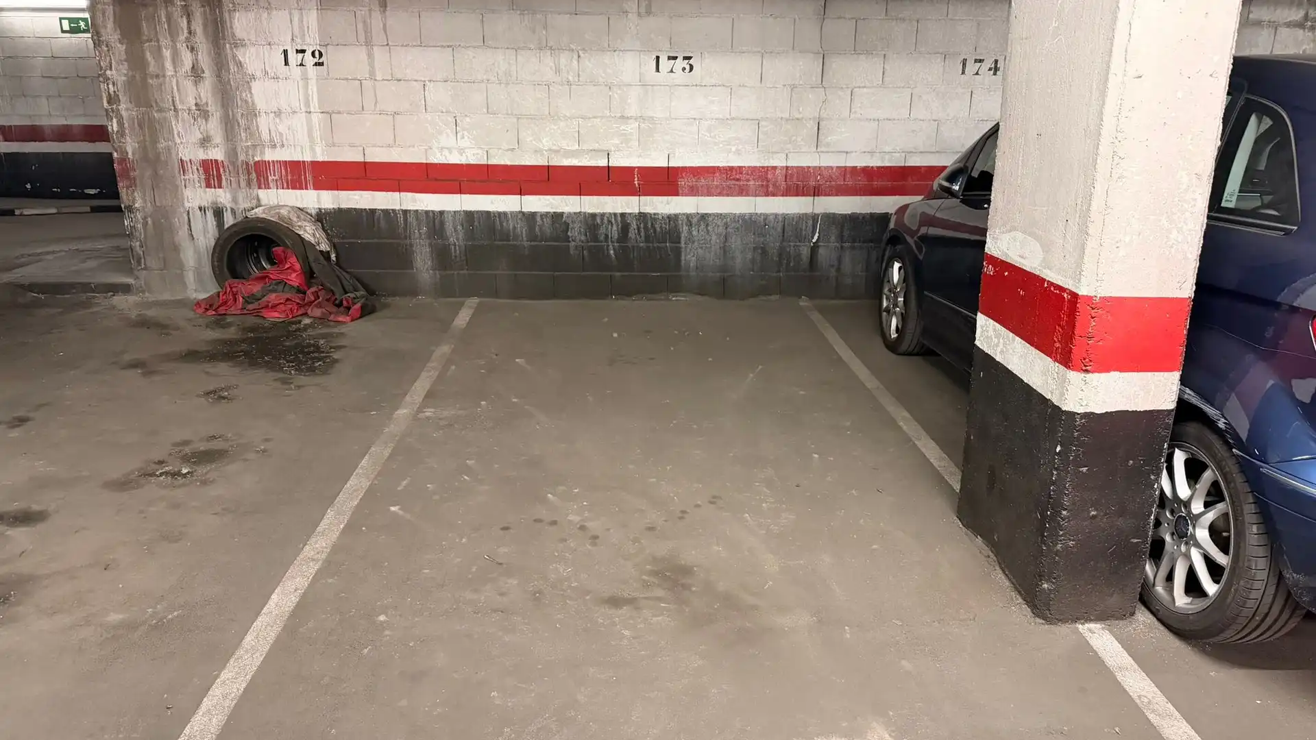 Parking of Flat for sale in Madrid  with Air Conditioner, Heating and Balcony
