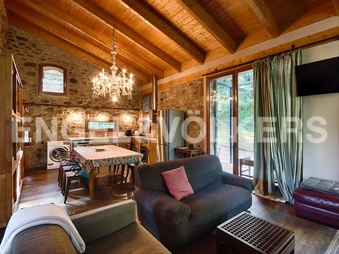 Sala d'estar de Finca rústica en venda en Sant Llorenç de la Muga amb Calefacció i Traster