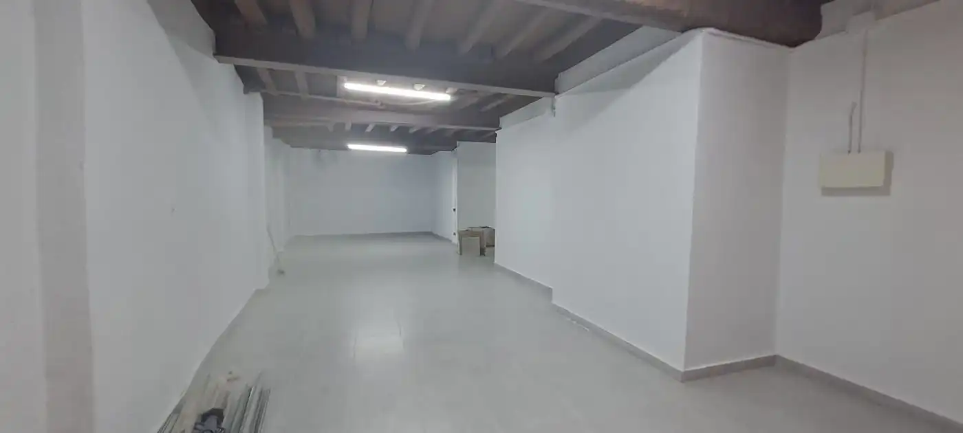Espacio reformado con alma en el centro de Reus  Ideal para yoga, pilates o fisioterapia, Bild 2