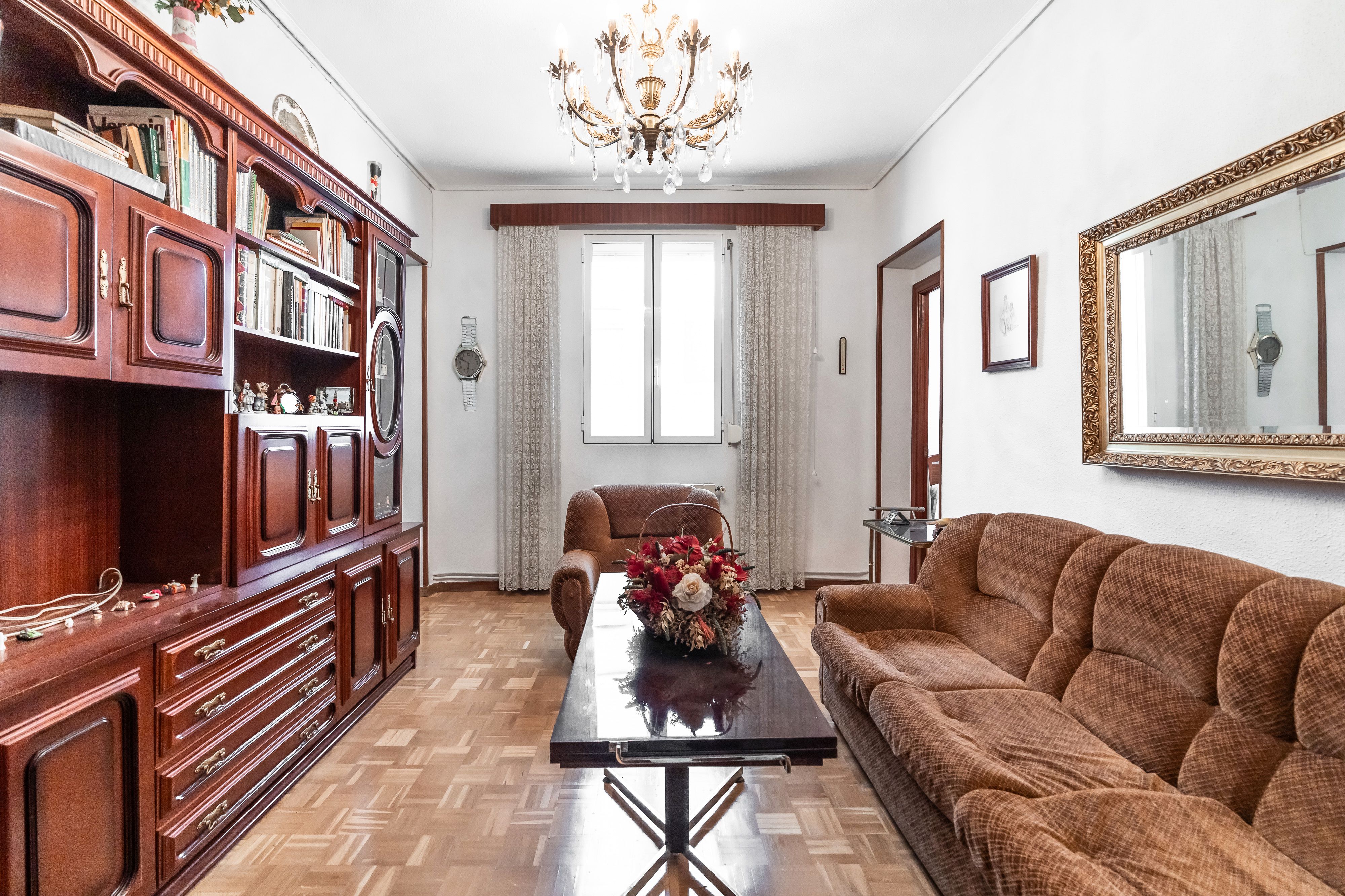 Living room of Flat for sale in  Madrid Capital  with Heating