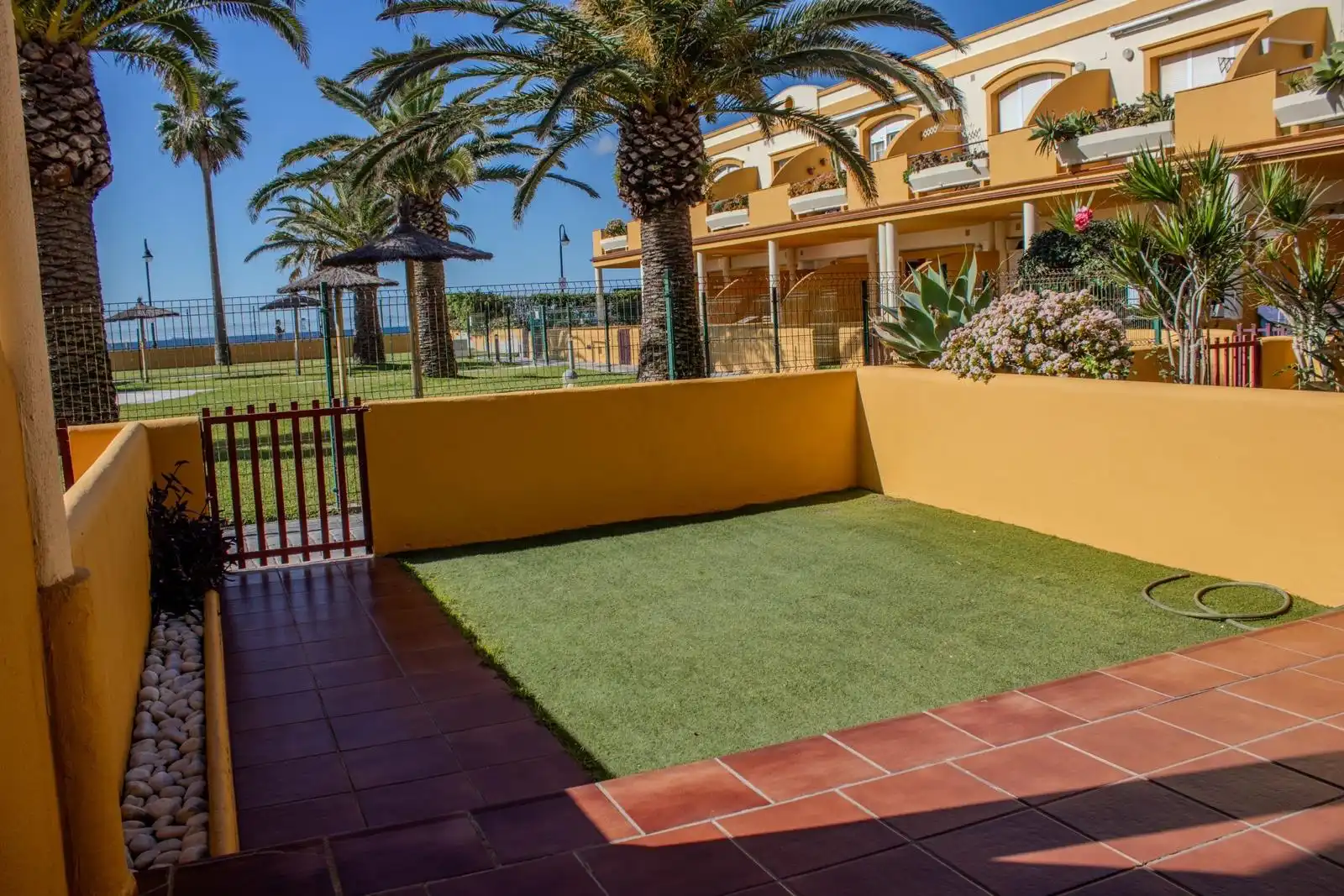 Apartamento con piscina en venta en Mar Adriatico 7, imagen 2