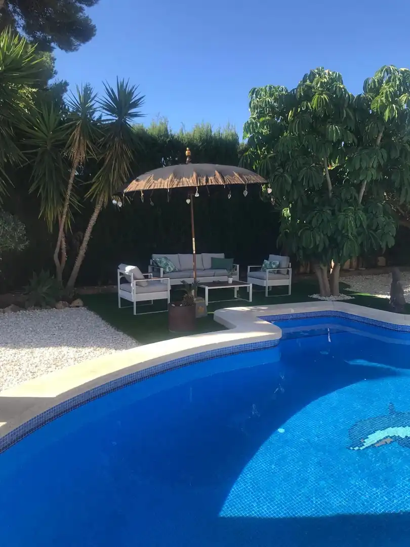 Casa con piscina in vendita a Urbanizaciones, imagen 2