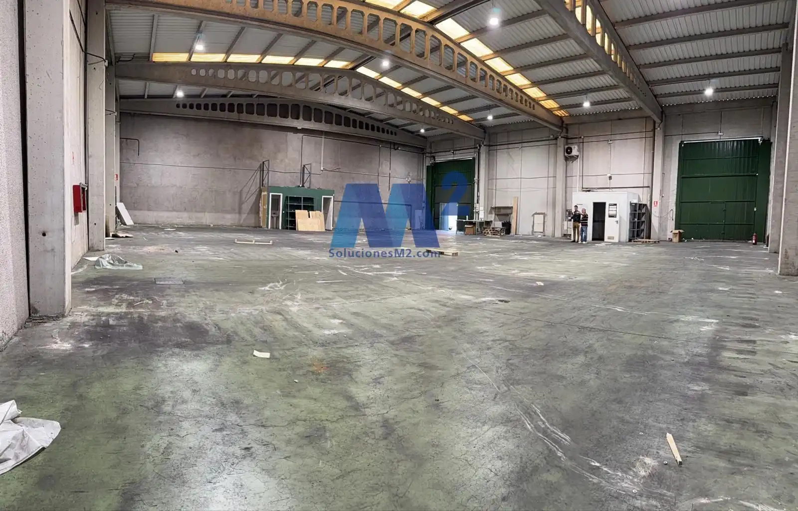 Nave industrial in vendita a Verano