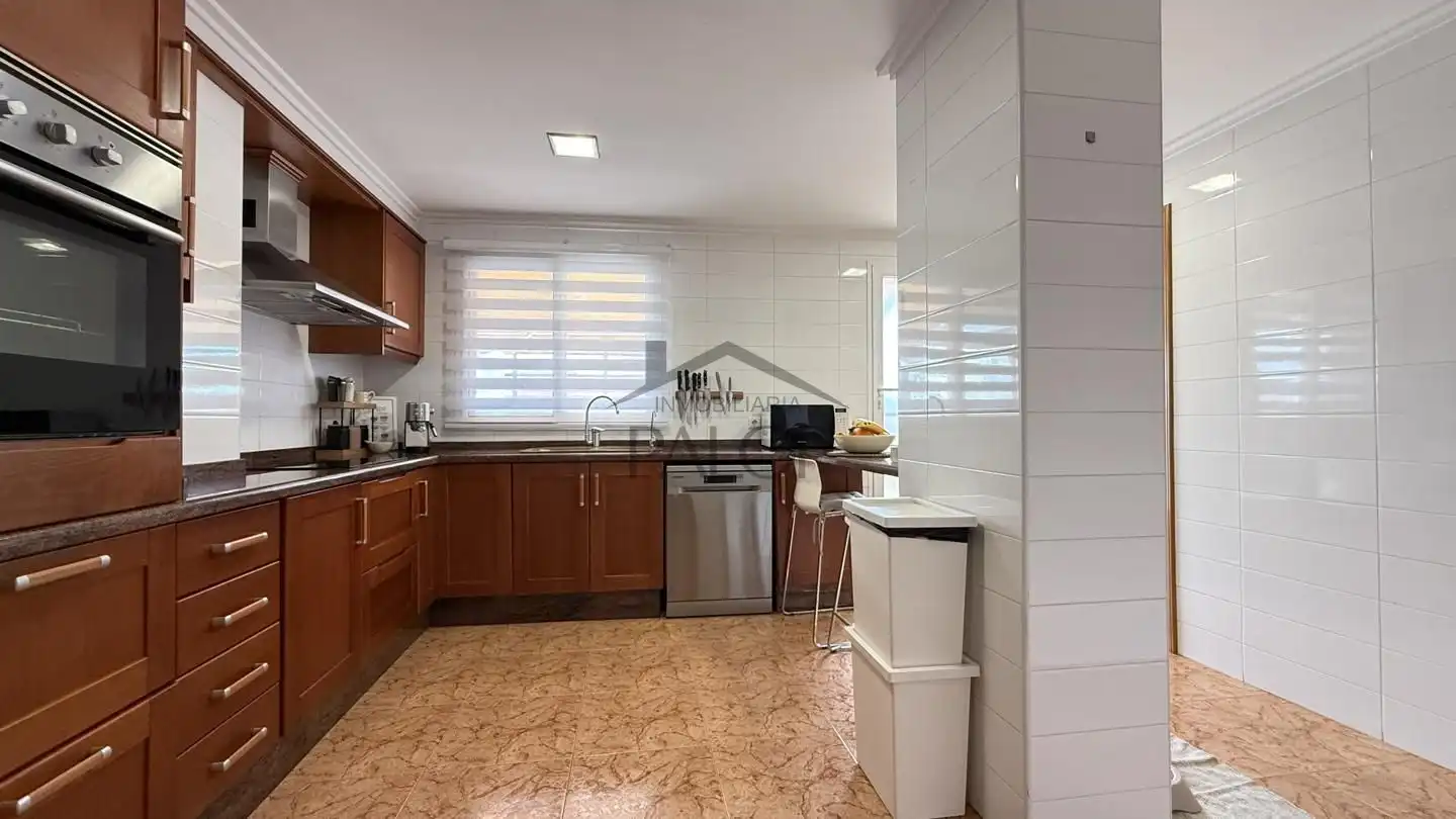 Cuina de Pis en venda en Carcaixent amb Parquet, Terrassa i Traster