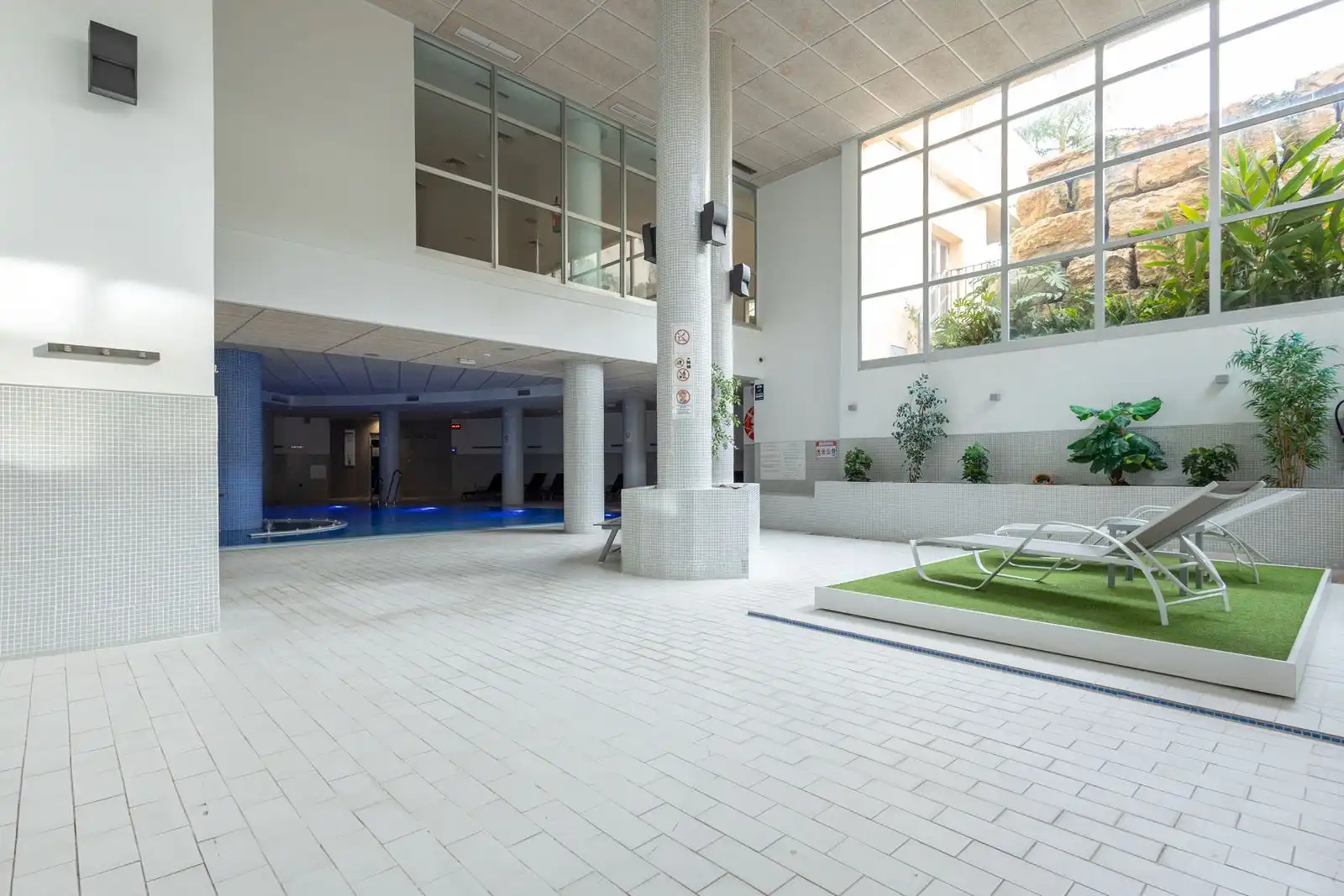 Piscina de Apartamento en venta en Estepona con Aire acondicionado, Terraza y Amueblado