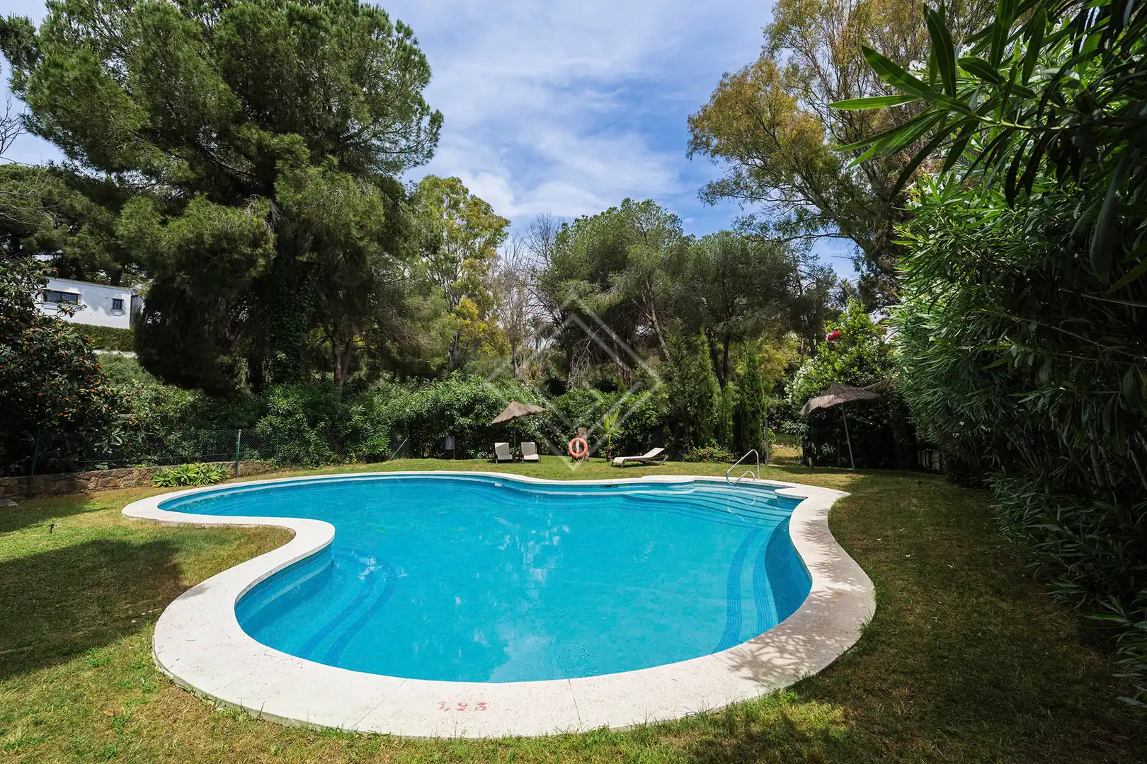 Dúplex con piscina en venta en Milla de Oro, imagen 36