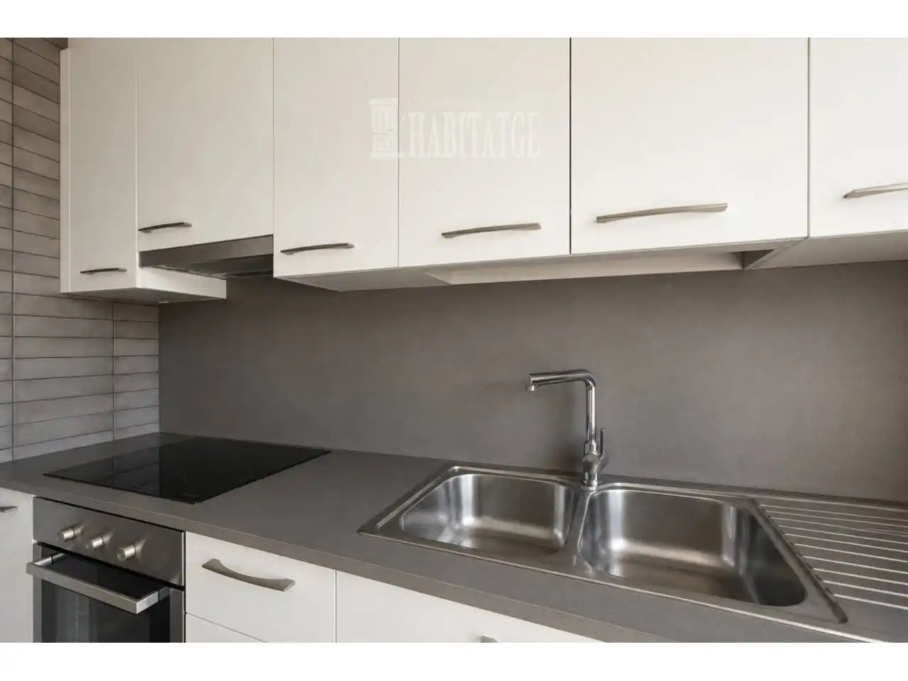 Küche von Wohnung zum Verkauf in Vic mit Heizung, Terrasse und Abstellraum