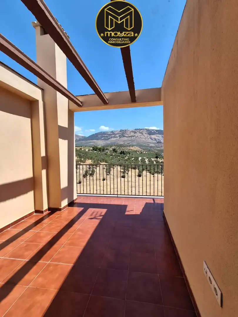 Terrassa de Casa adosada en venda en Jaén amb Aire condicionat, Calefacció i Jardí privat