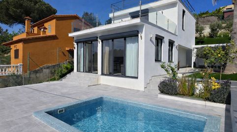 CHALET CON PISCINA TERRA BRAVA