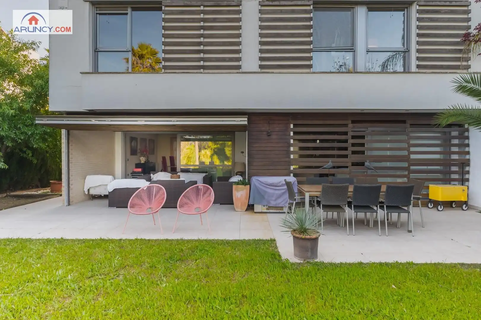 Terrassa de Casa o xalet en venda en Alcalá de Guadaira amb Aire condicionat, Calefacció i Jardí privat