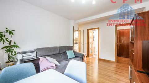 Photo 4 of Flat for sale in Apóstol Santiago, Madrid