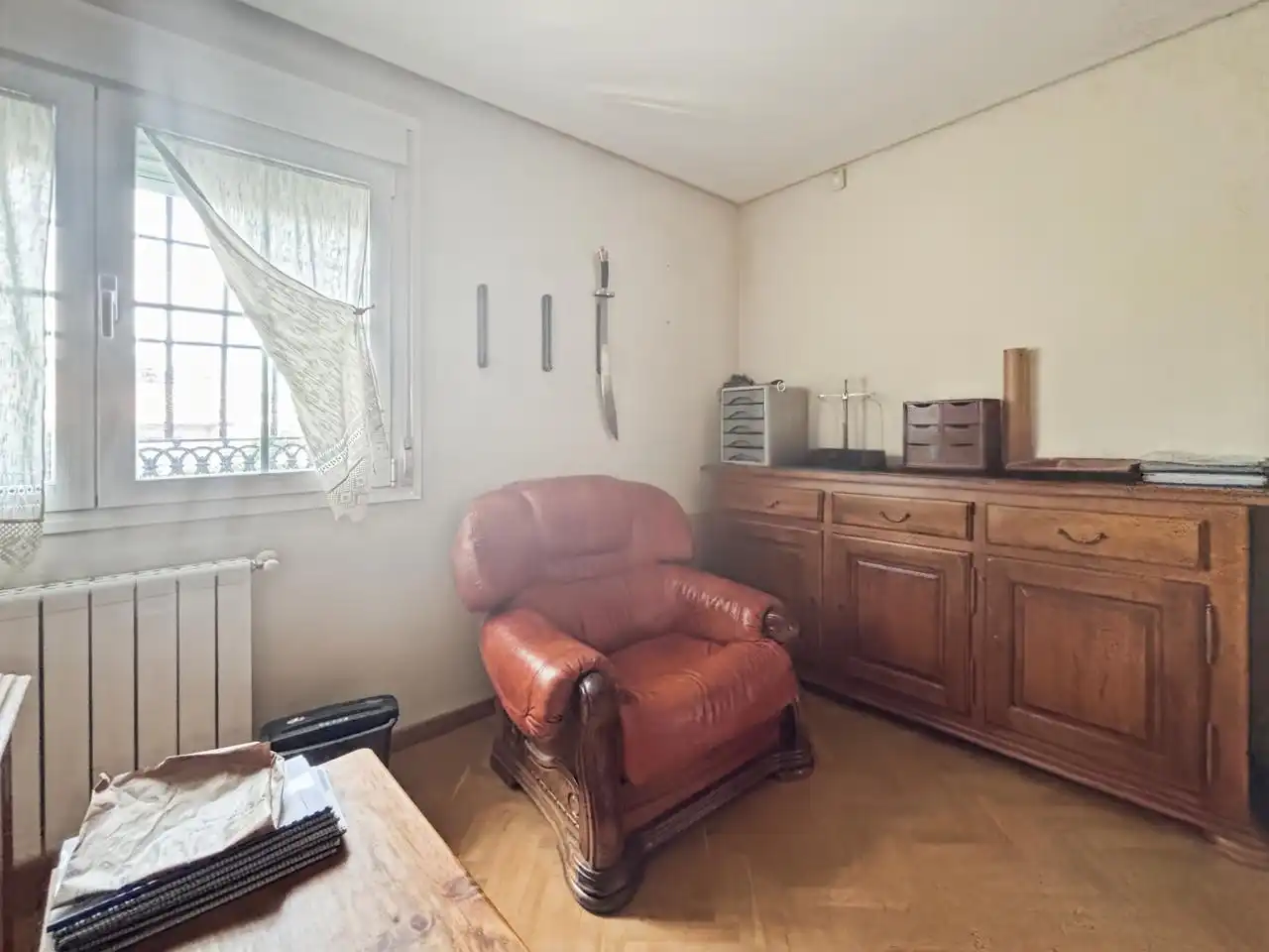 Sala d'estar de Casa o xalet en venda en Galapagar amb Calefacció, Jardí privat i Parquet