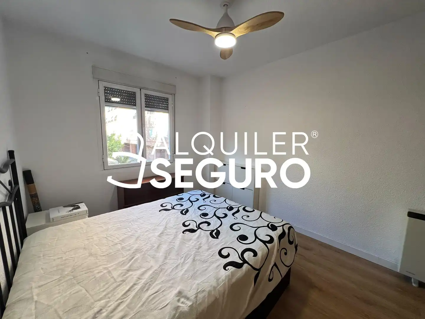 Habitación de Piso de alquiler en Madrid con Calefacción y Amueblado