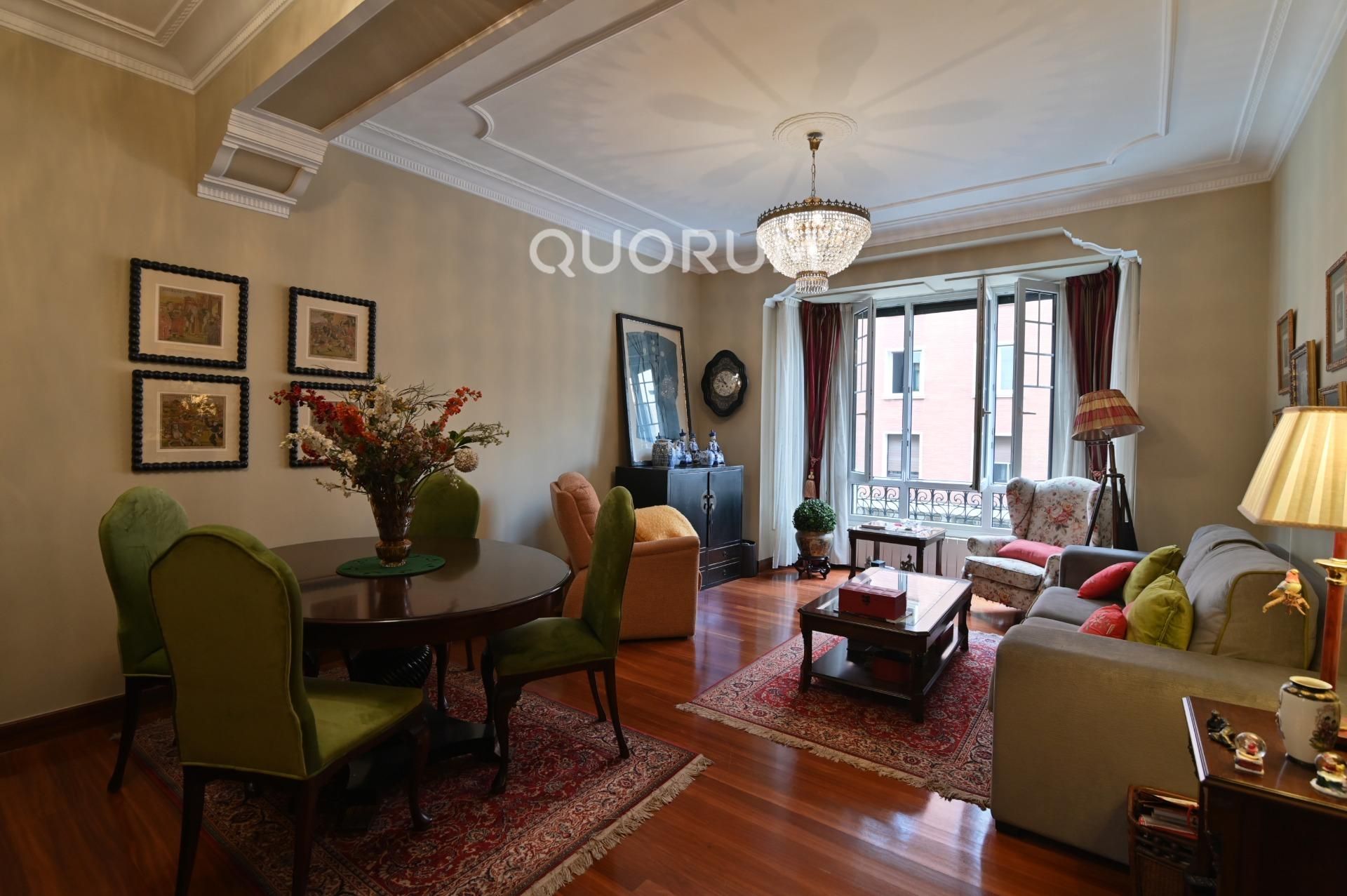 Living room of Flat for sale in Bilbao   with Heating and Balcony