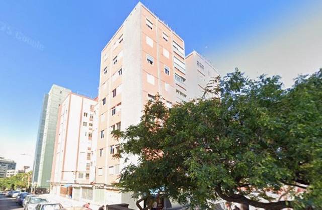 Piso en Venta en  AZORIN en Los Gladiolos