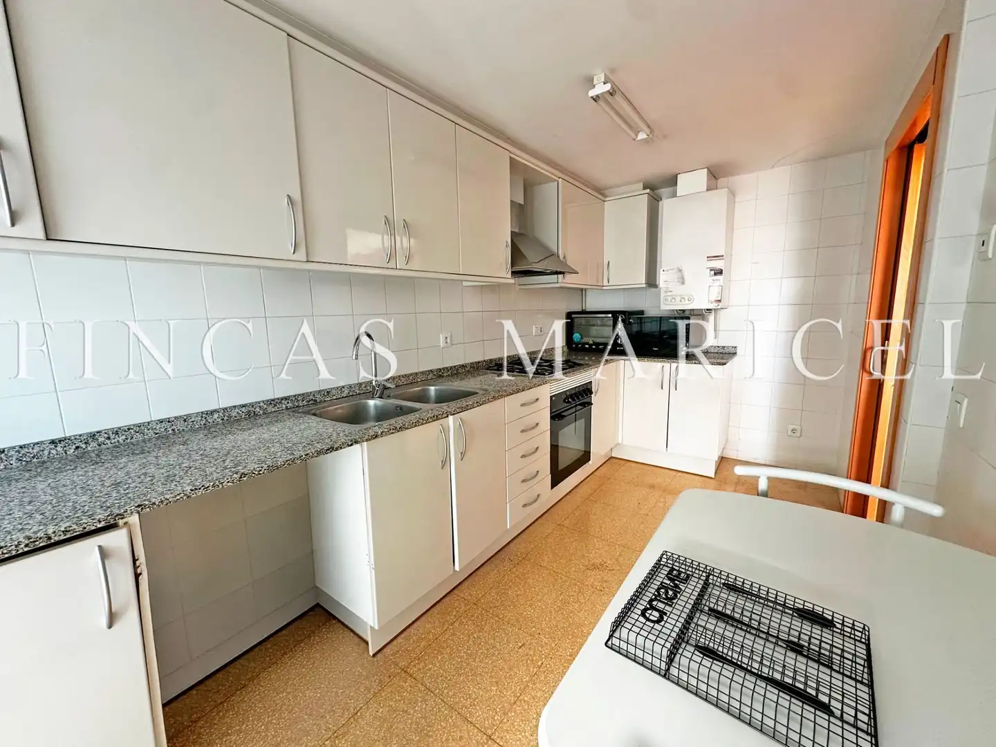 Küche von Wohnung zum Verkauf in Sitges mit Heizung und Terrasse